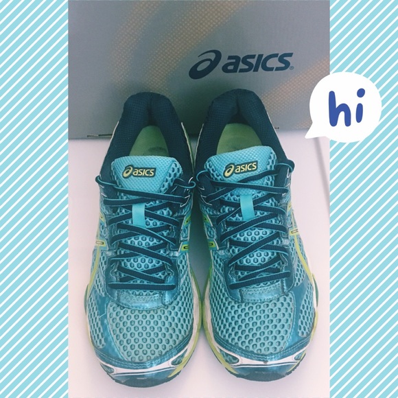Asics Shoes - ๐ SALE ๐ASICS Gel Cumulus Running Shoes sz 8 Asics Shoes - ๐ SALE ๐ASICS Gel Cumulus Running Shoes sz 8